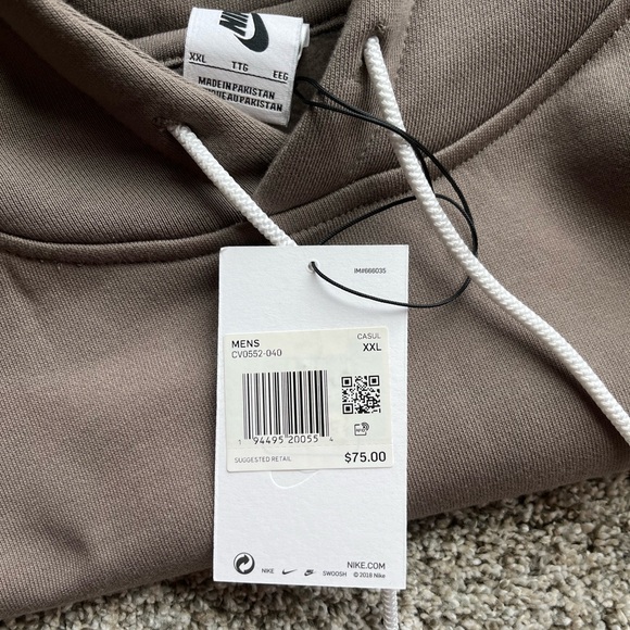 Nike sweatshirt - Picture 3 of 3